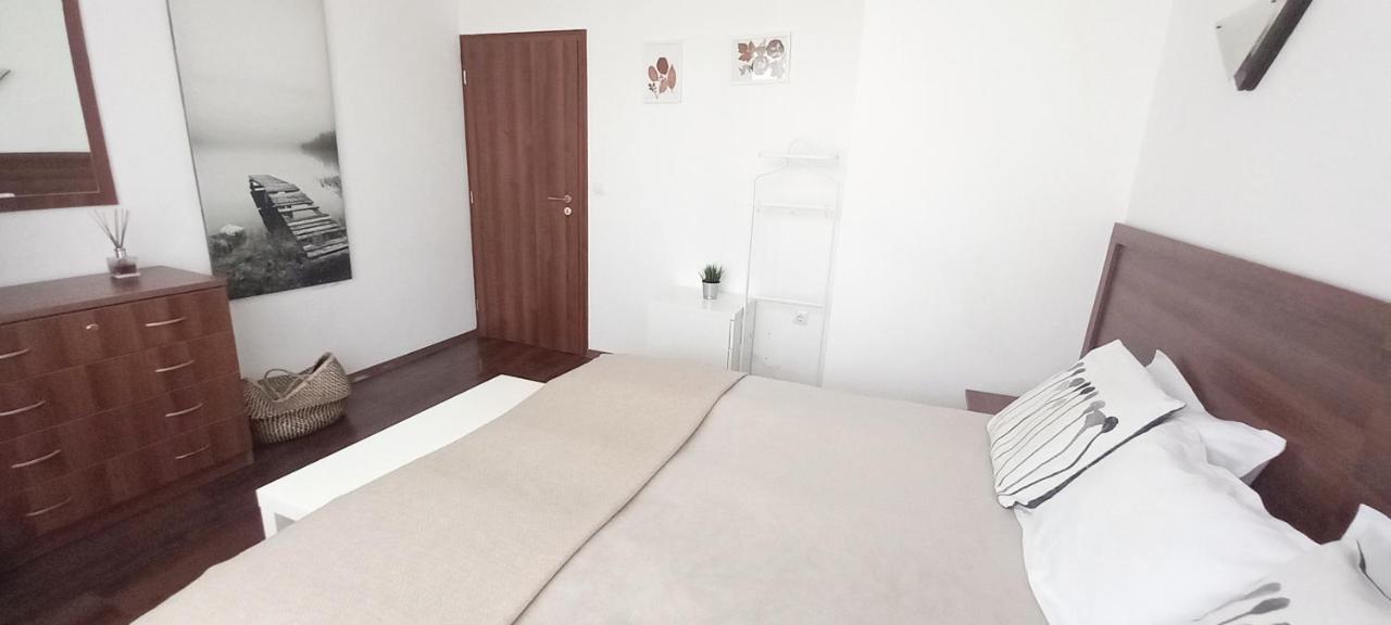 בנסקו Apartment In Infinity Aparthotel מראה חיצוני תמונה